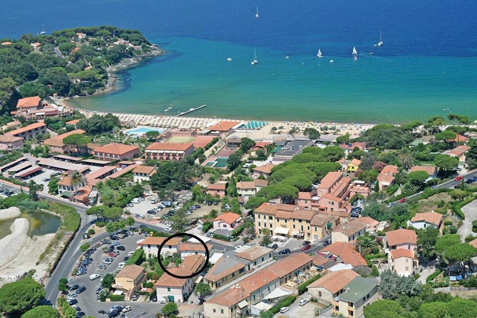 Appartamento In Via Del Mare A Procchio Procchio  Exteriör bild