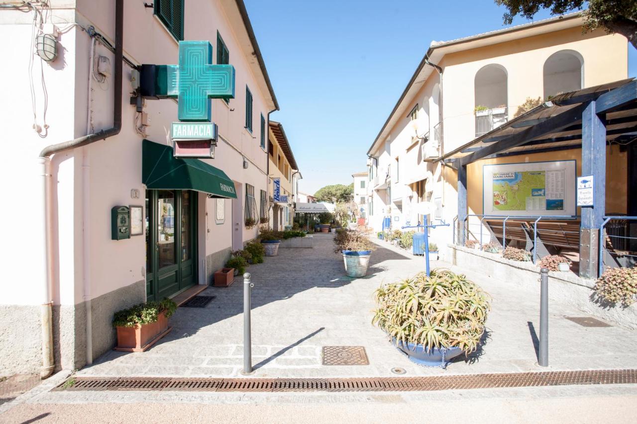 Appartamento In Via Del Mare A Procchio Procchio  Exteriör bild